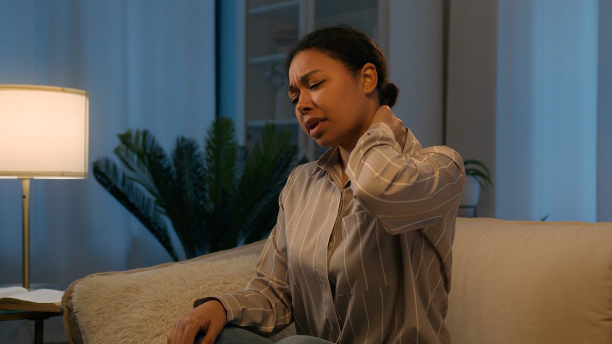 woman with neck pain